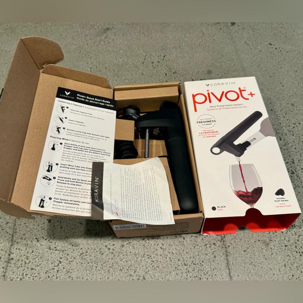 Coravin Pivot Plus wine preservation system